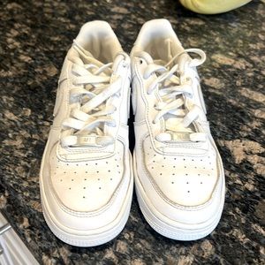 Nike Air Force Ones youth